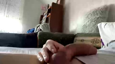 Snapshot of macho9385 chatting on September 23, 2025, 8:50 am macho9385 online show from September 23, 2025, 8:50 am