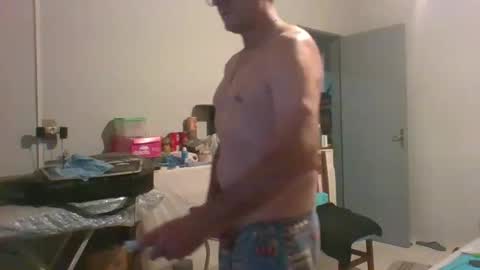 MACHOLIVRE online show from December 23, 2025, 6:11 am