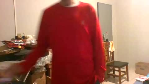 Snapshot of machoalex chatting on July 1, 2026, 6:37 am MACHOLIVRE online show from July 1, 2026, 6:37 am