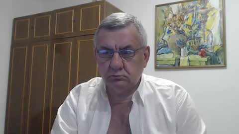 Macho online show from March 23, 2026, 7:18 pm