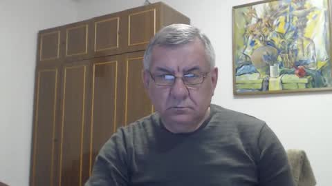 Macho online show from March 25, 2026, 6:25 pm