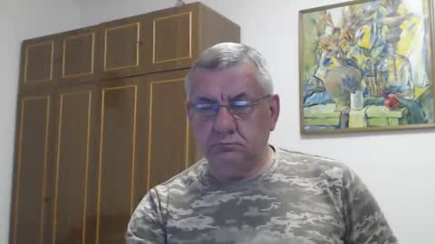 Macho online show from April 21, 2026, 7:06 pm