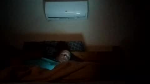 mack9875 online show from October 9, 2025, 3:59 am