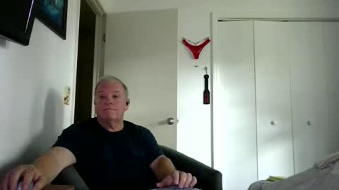 mackdocc001 online show from March 25, 2026, 7:09 pm