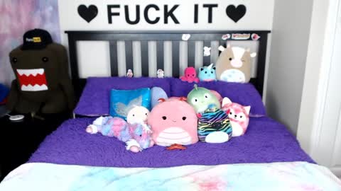 Mackenzie Wolfe online show from January 6, 2025, 7:20 am