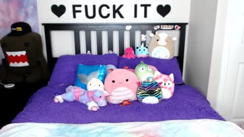 Mackenzie Wolfe online show from March 3, 2025, 8:38 am