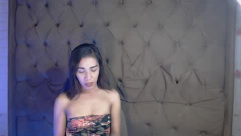Snapshot of madalina1992 chatting on January 18, 2025, 2:36 am madalina1992 online show from January 18, 2025, 2:36 am