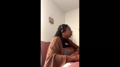 madam_glam online show from March 2, 2026, 4:58 pm