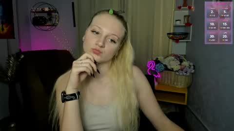 Snapshot of madam_ulis chatting on May 15, 2026, 12:45 pm Ulis online show from May 15, 2026, 12:45 pm