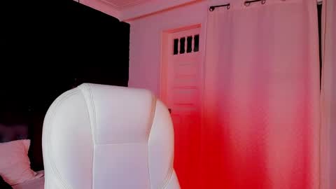  madame lilith  online show from September 28, 2025, 11:15 am