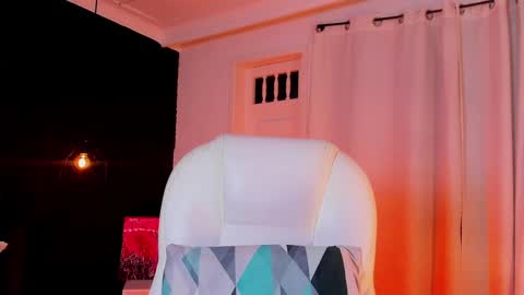  madame lilith  online show from October 8, 2025, 11:19 am