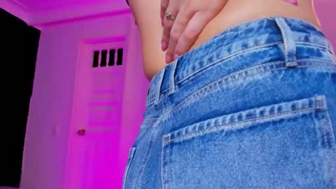  madame lilith  online show from February 16, 2026, 11:06 am