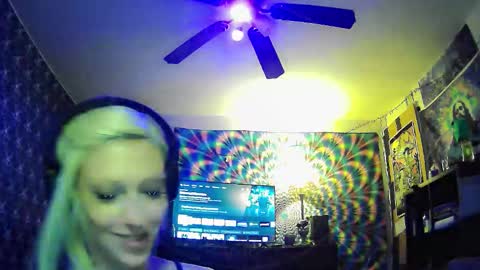 Snapshot of madame_lucifer chatting on October 24, 2025, 10:44 am Madame Lucifer online show from October 24, 2025, 10:44 am