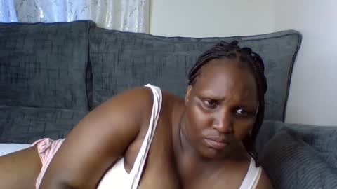 Snapshot of madame_pleasure40 chatting on June 2, 2026, 2:19 pm madame_pleasure40 online show from June 2, 2026, 2:19 pm