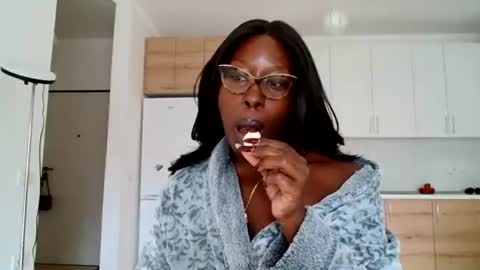 YourMadamIndigo online show from September 10, 2025, 4:07 pm