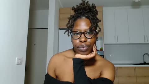 YourMadamIndigo online show from January 9, 2026, 1:58 pm