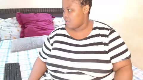 madamzee online show from June 10, 2026, 9:52 am