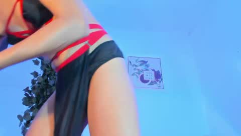 Snapshot of maddie_ray_ chatting on June 5, 2026, 11:38 am Maddie Ray online show from June 5, 2026, 11:38 am