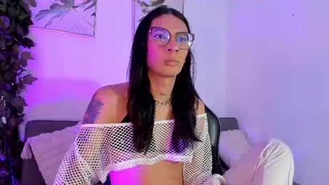 Snapshot of maddie_ray_ chatting on June 9, 2026, 3:07 am Maddie Ray online show from June 9, 2026, 3:07 am