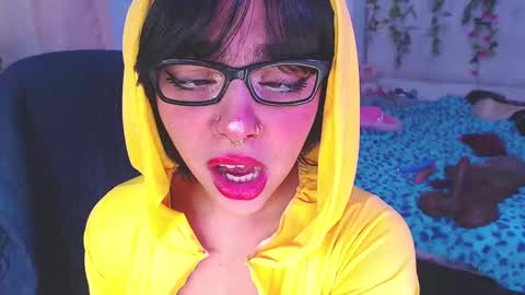 maddiie and clyde online show from October 11, 2025, 2:37 pm