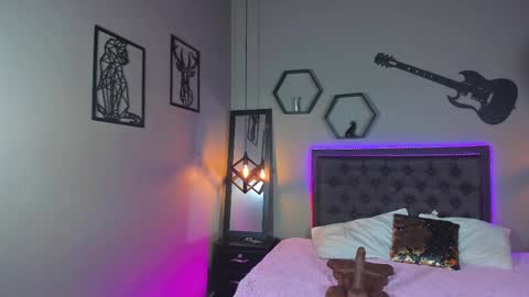 Maddie online show from February 9, 2025, 10:21 pm