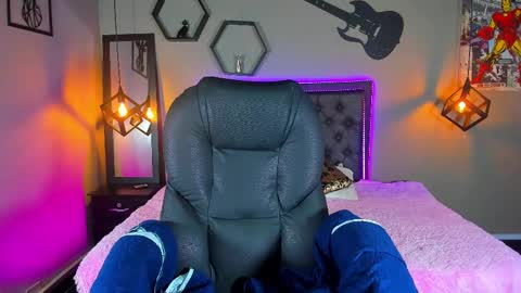 Maddie online show from March 1, 2025, 2:23 pm