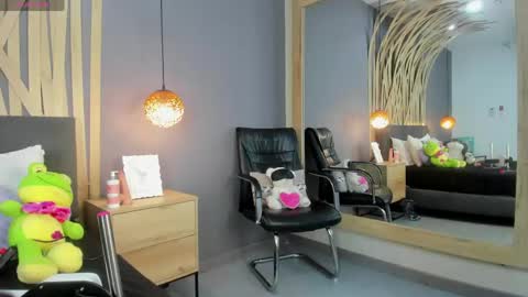 Snapshot of maddison_foxxx chatting on May 4, 2026, 1:07 pm Madisson online show from May 4, 2026, 1:07 pm