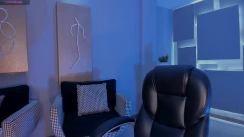 Maddison online show from April 21, 2026, 7:17 pm