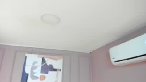 Maddy  online show from March 7, 2025, 11:40 am