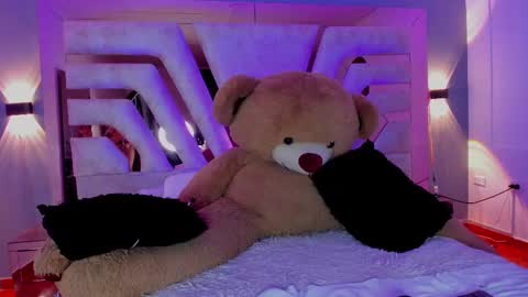  Maddy Crofft online show from February 23, 2025, 9:16 pm