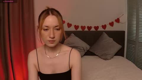 maddygarcia online show from February 16, 2025, 12:08 am