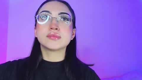   Please followme and rate me your thumbs up online show from September 11, 2025, 8:42 pm