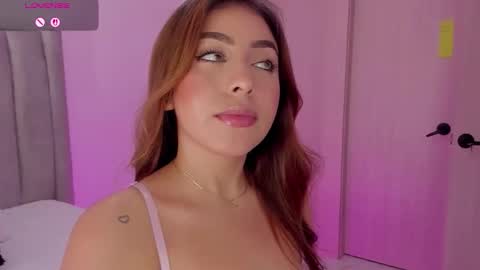 Snapshot of maddylennon chatting on May 9, 2026, 10:48 pm Lina online show from May 9, 2026, 10:48 pm
