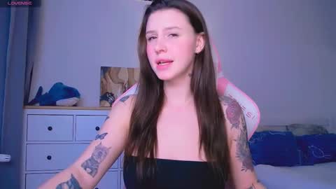 Snapshot of made_by_heaven chatting on January 9, 2026, 7:00 am Rada online show from January 9, 2026, 7:00 am