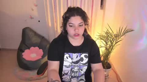 madelaine_taylor online show from February 26, 2025, 10:58 am