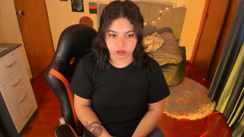 madelaine_taylor online show from September 12, 2025, 11:21 am