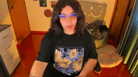 madelaine_taylor online show from September 18, 2025, 2:19 pm