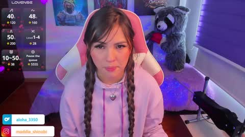 Emily     Only Fans  online show from December 5, 2024, 8:00 pm