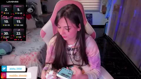 Emily     Only Fans  online show from November 17, 2025, 10:04 pm