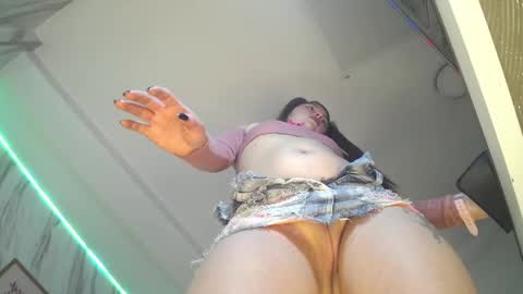 madelen  online show from September 12, 2025, 8:09 pm