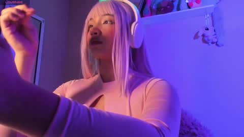 Madeline  online show from February 4, 2025, 1:45 am