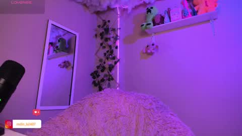 Madeline  online show from September 30, 2025, 3:11 am