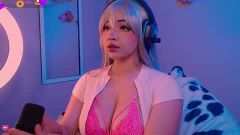 Madeline  online show from October 9, 2025, 3:59 am