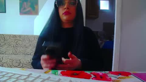 madelynvelure online show from April 10, 2026, 9:36 am