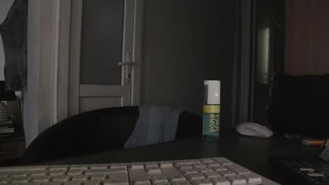 madelynvelure online show from April 23, 2026, 4:31 pm