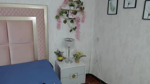 Snapshot of madhison_5 chatting on February 20, 2026, 12:49 pm madhison_5 online show from February 20, 2026, 12:49 pm