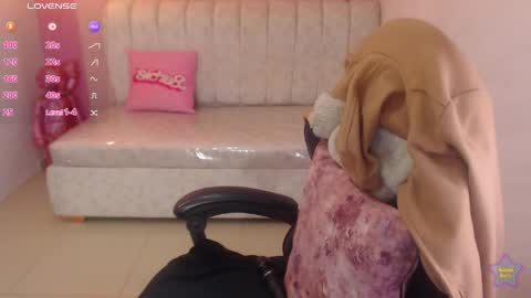Madhison  online show from May 13, 2026, 8:27 pm
