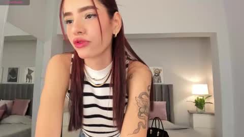 Madie  online show from February 26, 2025, 11:09 am