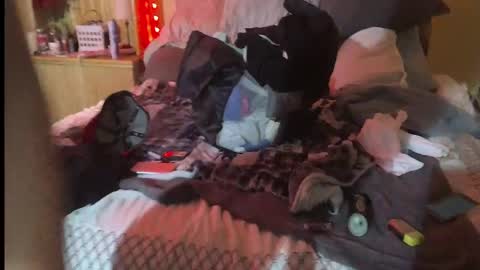 Madie Ray online show from April 15, 2026, 7:26 am