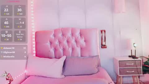 madison_oli online show from January 27, 2025, 2:46 pm